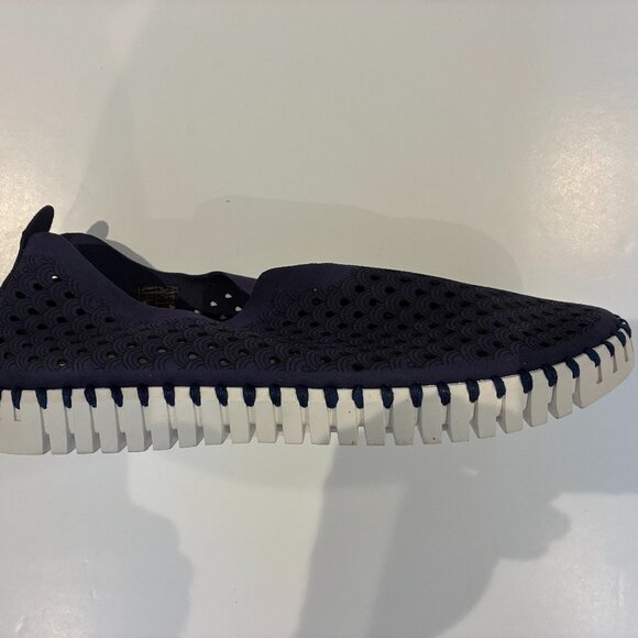 ISLE JACOBSEN TULIP SLIP ON SHOE NAVY - Picture 2 of 2